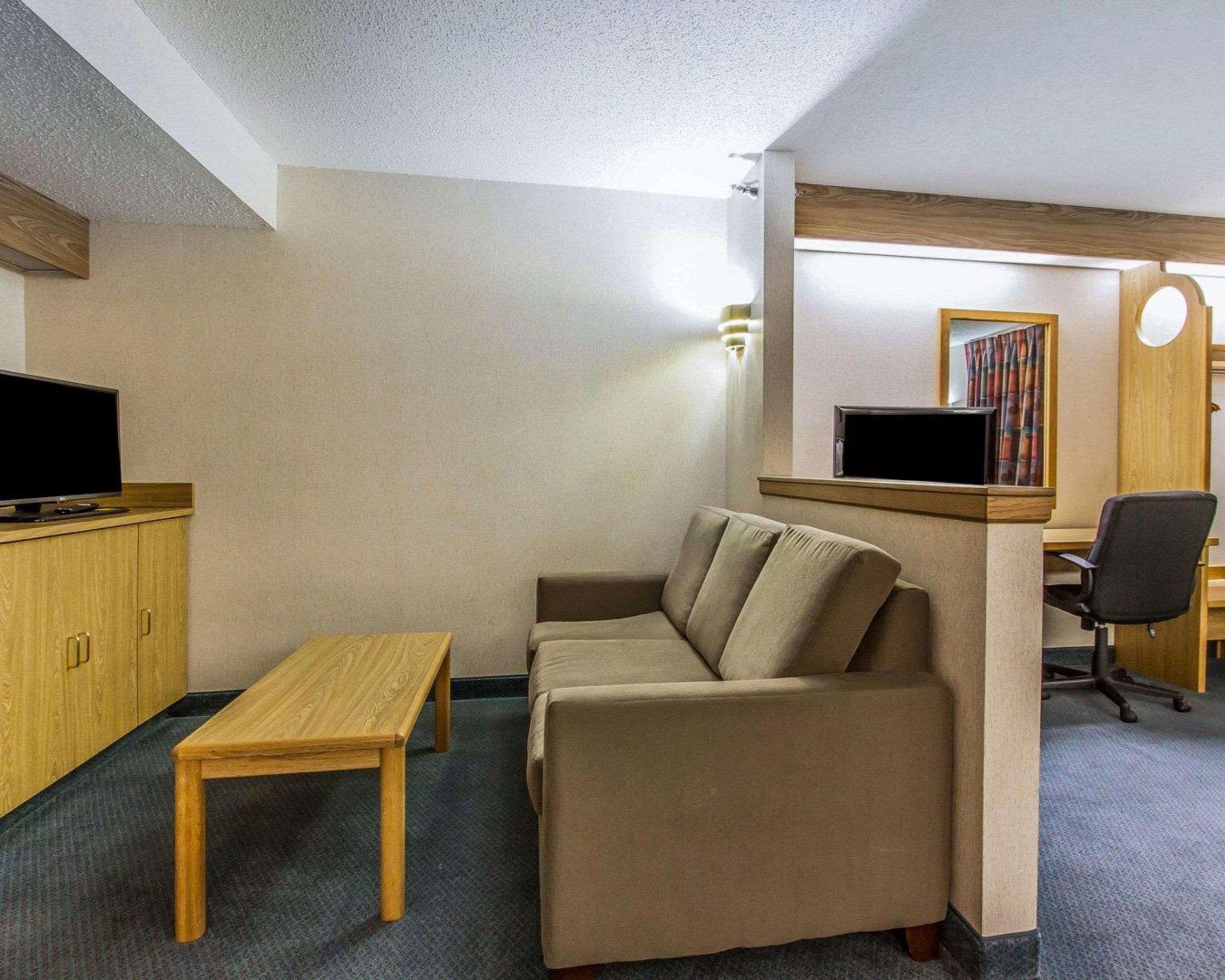Rodeway Inn Fremont Kültér fotó
